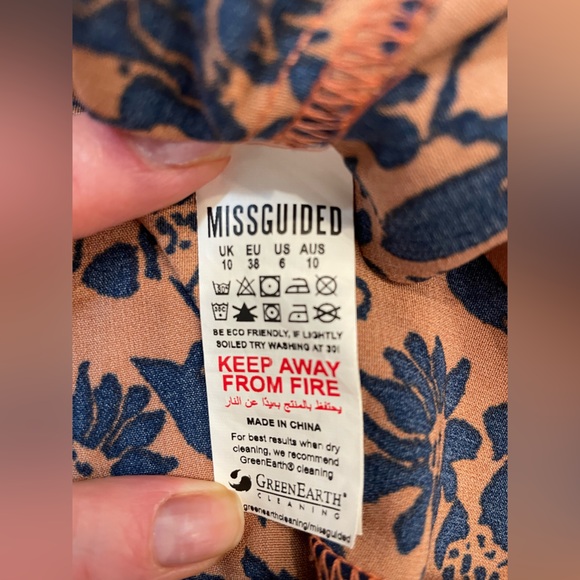 Missguided Floral-Print Twist-Front Mini Dress NEW Size 6 - Picture 8 of 10